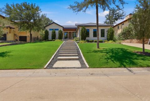9433 Sagrada Park, Fort Worth