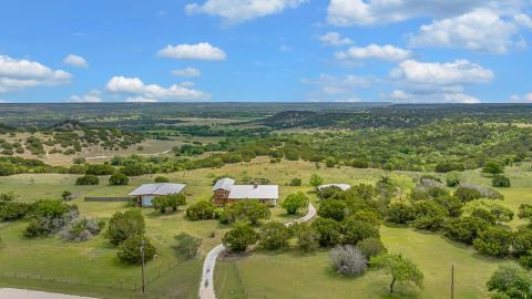 120 Private Road 2123, Meridian