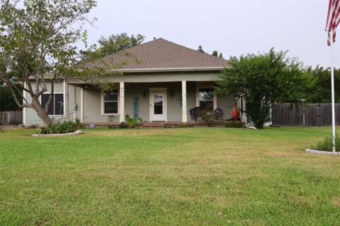 210 Hopkins, Alba