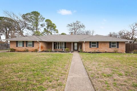 1603 Miller Court, Pantego