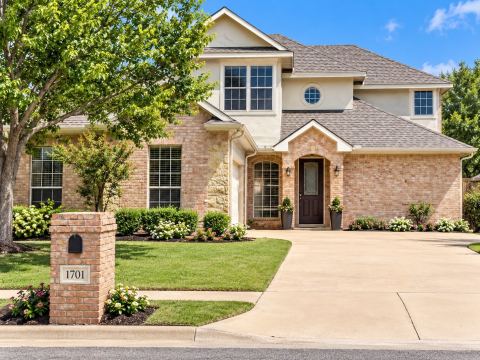 1701 Chatham Lane, Keller
