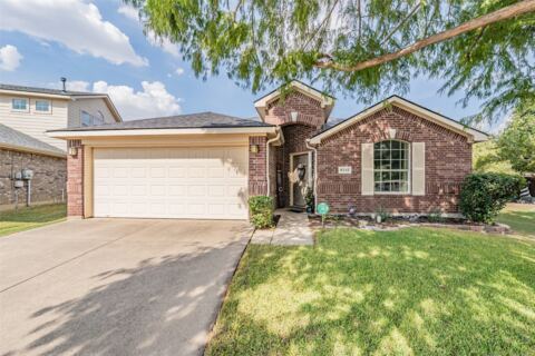 8532 Cactus Patch Way, Fort Worth