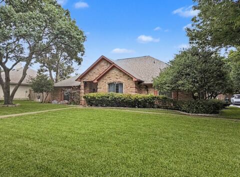 3658 Snow Creek Drive, Fort Worth