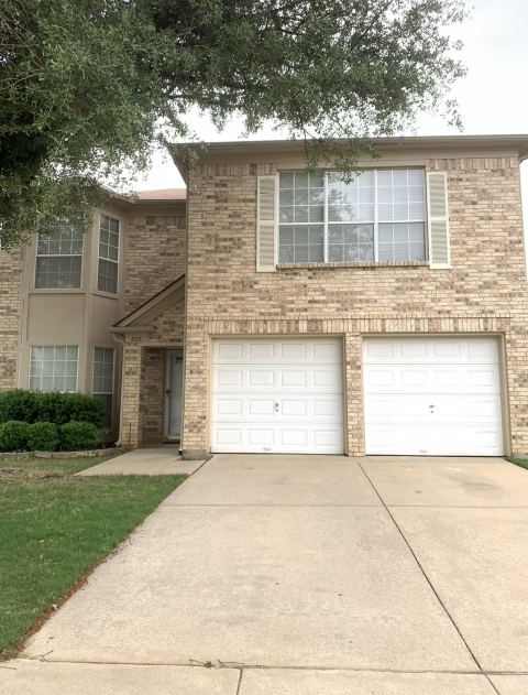 205 Branch Bend, Euless
