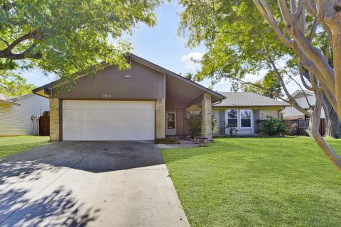 2010 Statler Drive, Carrollton