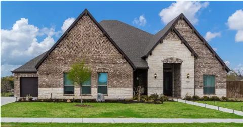 612 Ambergate Drive, Shady Shores