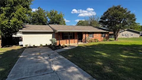 3515 Kings Circle, Corsicana