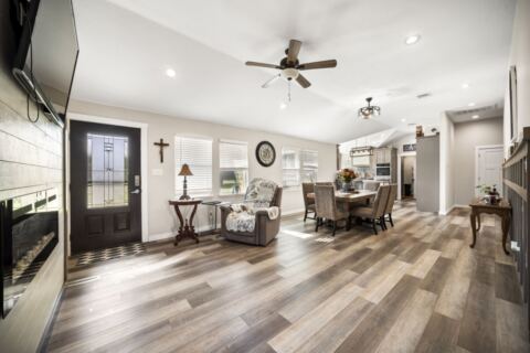 205 Newman Road, Ennis, TX 75119 — photo 3
