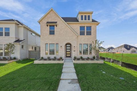 2428 Trailrunner Drive, Celina