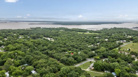 97 Oak Trail Drive, Gordonville