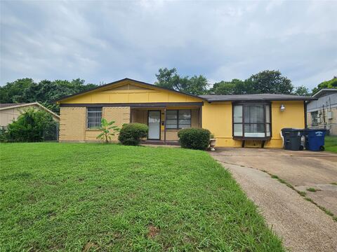 119 Palm Oak Drive, Dallas