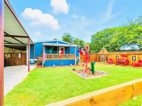 1652 Gale Drive, Pelican Bay