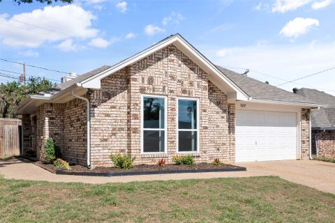 7437 Little Rock Lane, Fort Worth