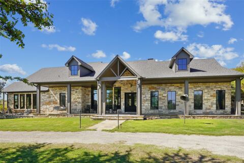 934 Private Road 4011, Decatur