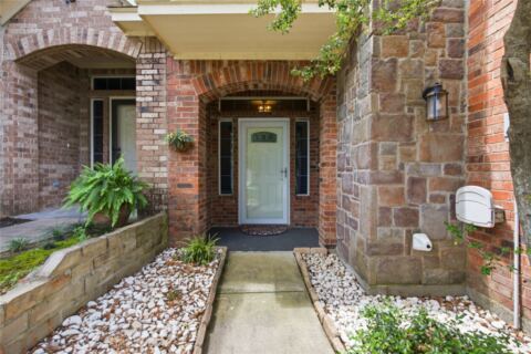 287 Emma Call Court, Decatur, TX 76234 — photo 2