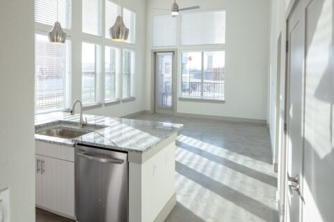 601 N Oak Street 201, Roanoke