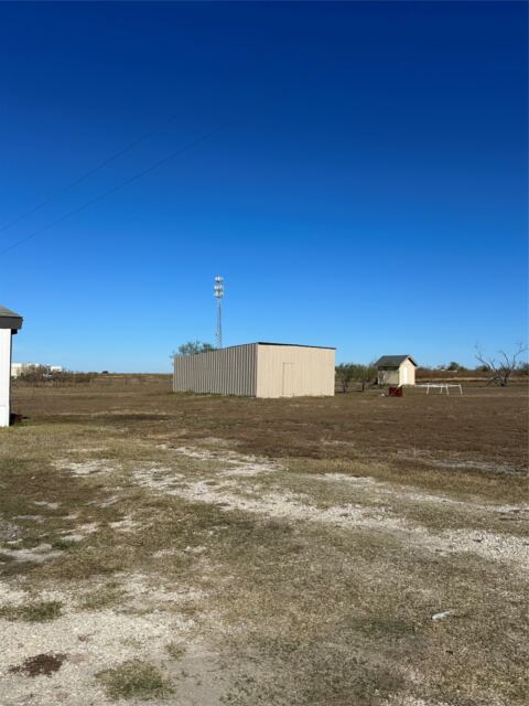 211 Alton Lane, Ennis, TX 75119 — photo 2