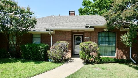 4724 Meadowview Drive