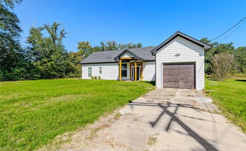 369 Pine Chase Street, Van