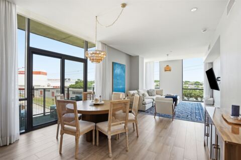 5656 N Central Expressway 406, Dallas