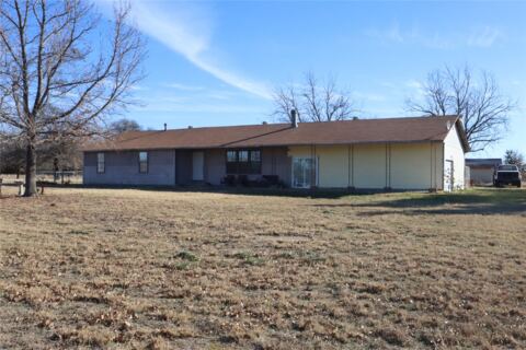 225 County Road 472, Ranger