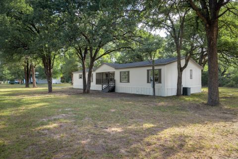 151 Private Road 958, Kirvin, TX 75859 — photo 3