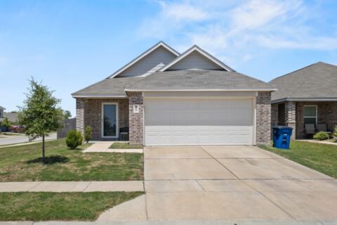 1600 Luke Street, Ennis, TX 75119 — photo 3