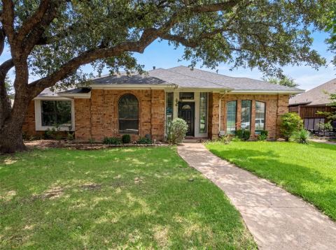 6712 Coach House Lane, Plano