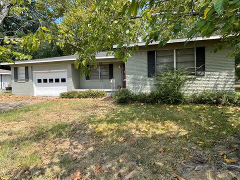 1105 S Palestine Street, Athens, TX 75751 — photo 2