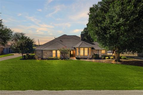 206 Cripple Creek Road, Glenn Heights