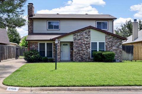 3905 Palomino Drive, Benbrook