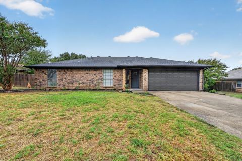 6804 Fair Meadows Drive, North Richland Hills