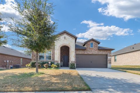 1101 Crepe Myrtle Lane