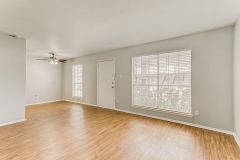 2200 W Lowden Street 5, Fort Worth