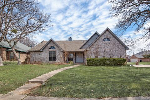 2126 Millwood Drive, Corinth, TX 76210 — photo 2