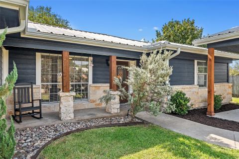 111 N Morgan Street W, Mount Calm, TX 76673 — photo 3