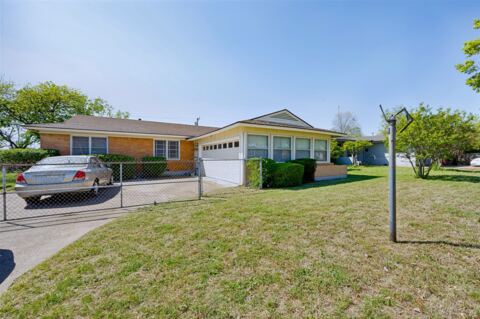 4123 Huckleberry Circle, Dallas