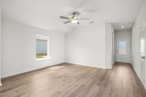 8324 White Wolf Trail, Ponder, TX 76259 — photo 2