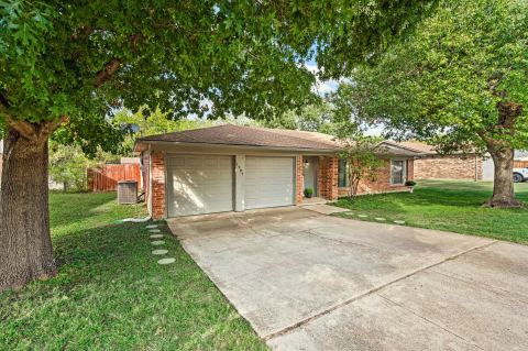 1121 Timbercreek Road, Benbrook, TX 76126 — photo 2