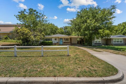4509 Donnelly Avenue, Fort Worth