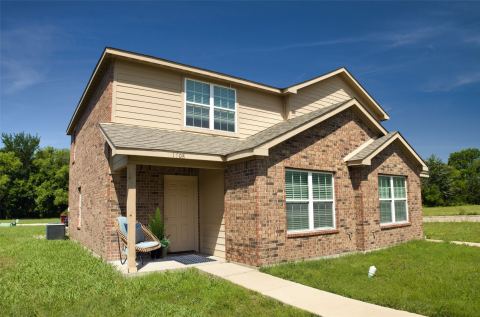 1708 S Waco Street, Van Alstyne