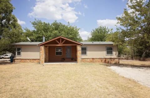 128 Burkhalter Street, Graford