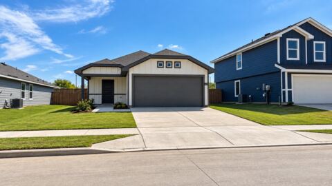 4145 WOODHILL BEND Drive, Fort Worth