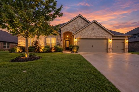 284 Goliad Trail, Forney