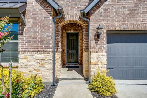 6221 Escarpment Drive, Fort Worth