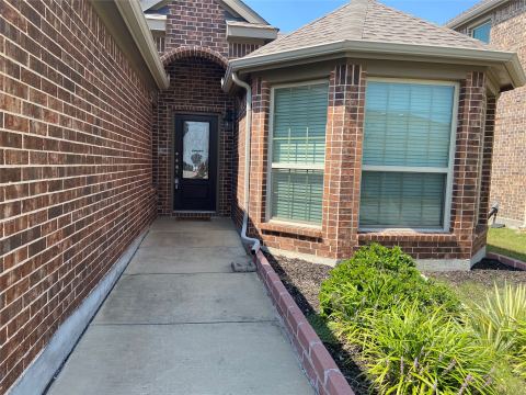 801 Dickens Drive, McKinney