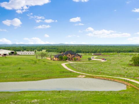 2454 W SH 380, Jacksboro