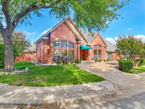 7015 Nicki Street, Dallas