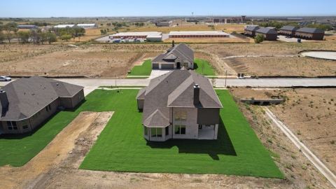 7011 Lilly Lane, Sanger, TX 76266 — photo 2