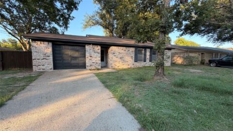 2709 Fish Tank Road, Corsicana